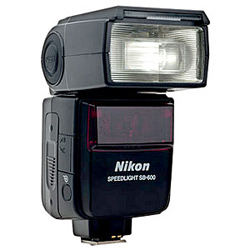 Flash Nikon SB600