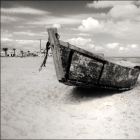 Embarcation, plage de Raoued